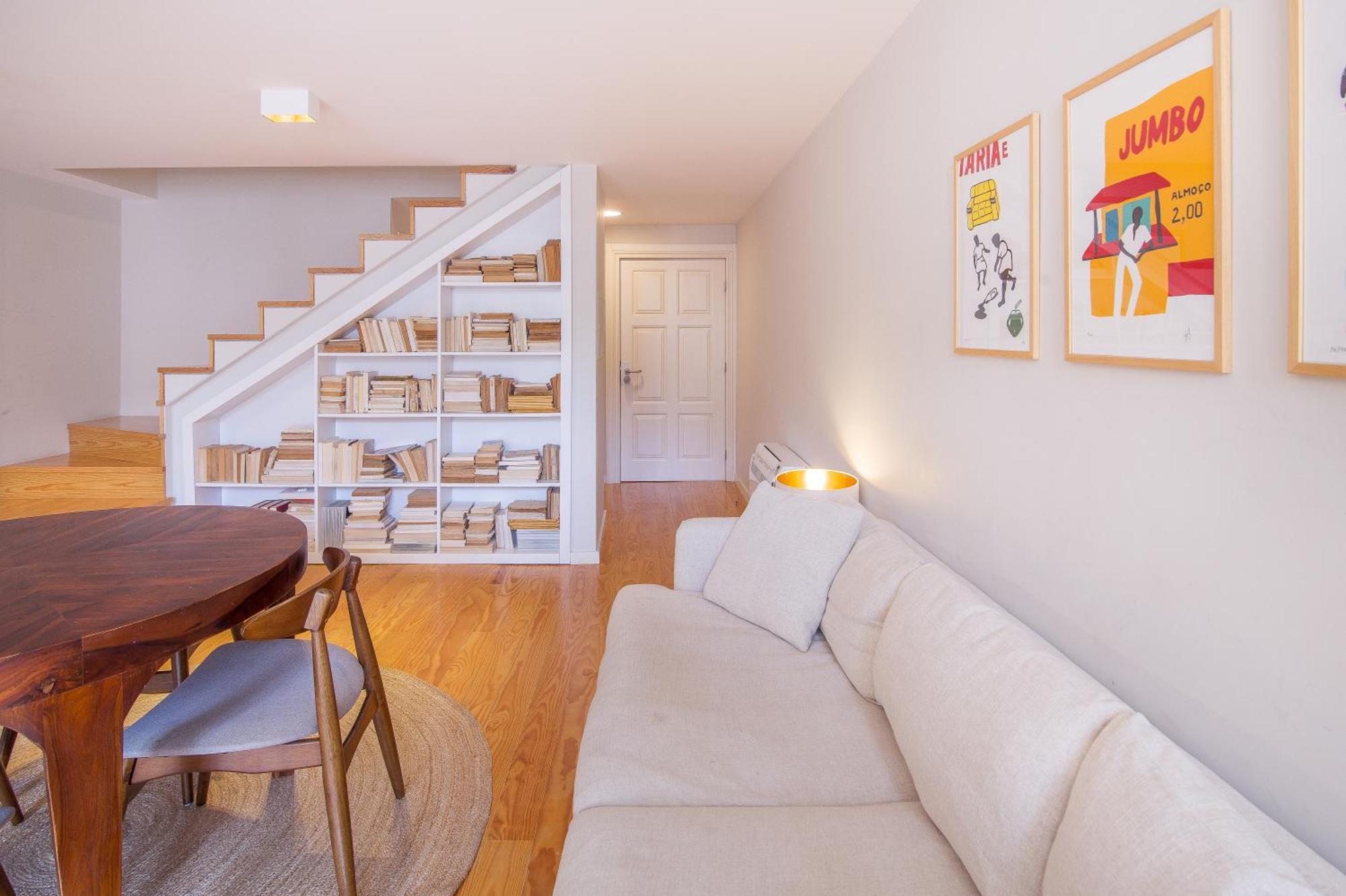 Apartament Almada 151