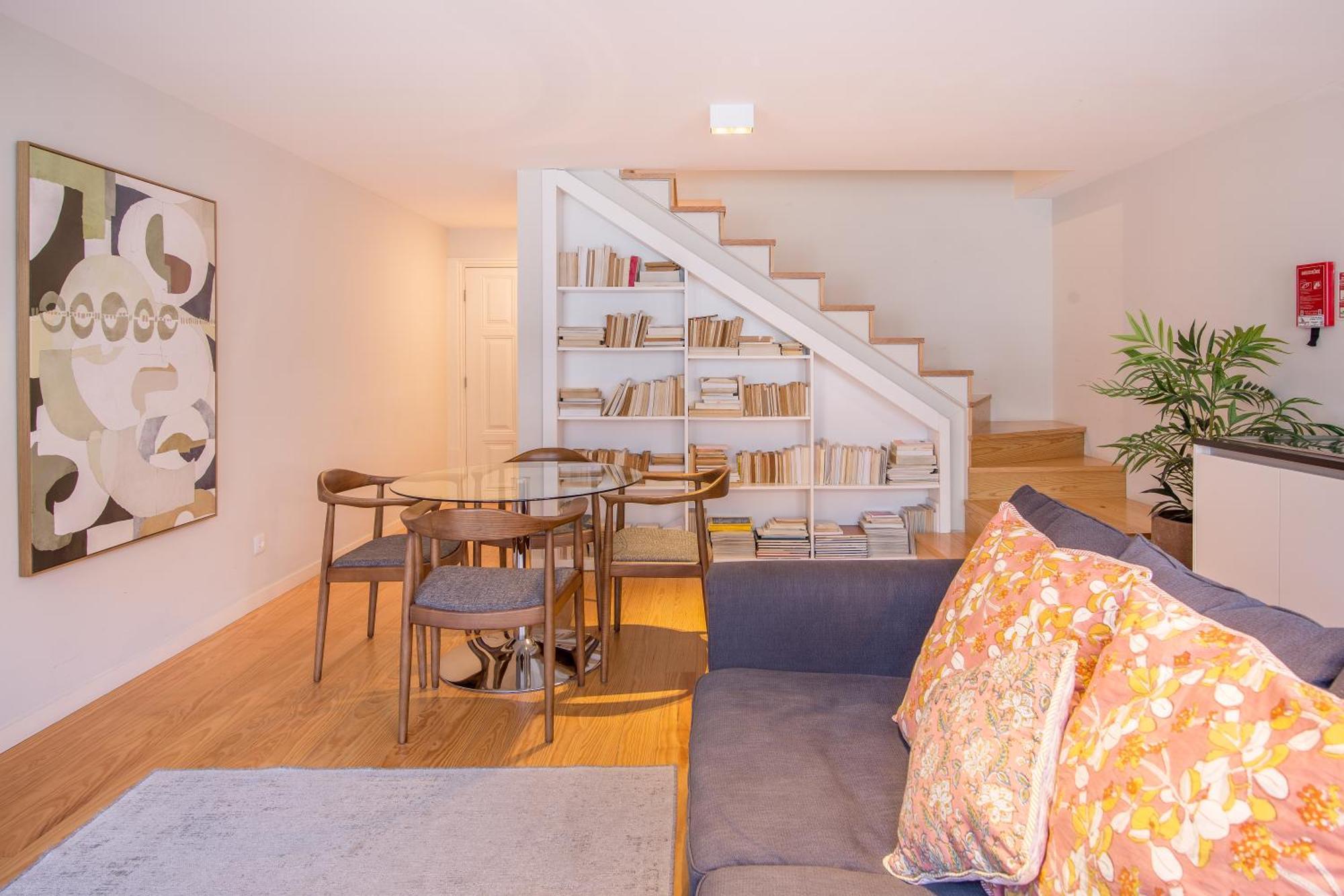 Apartament Almada 151
