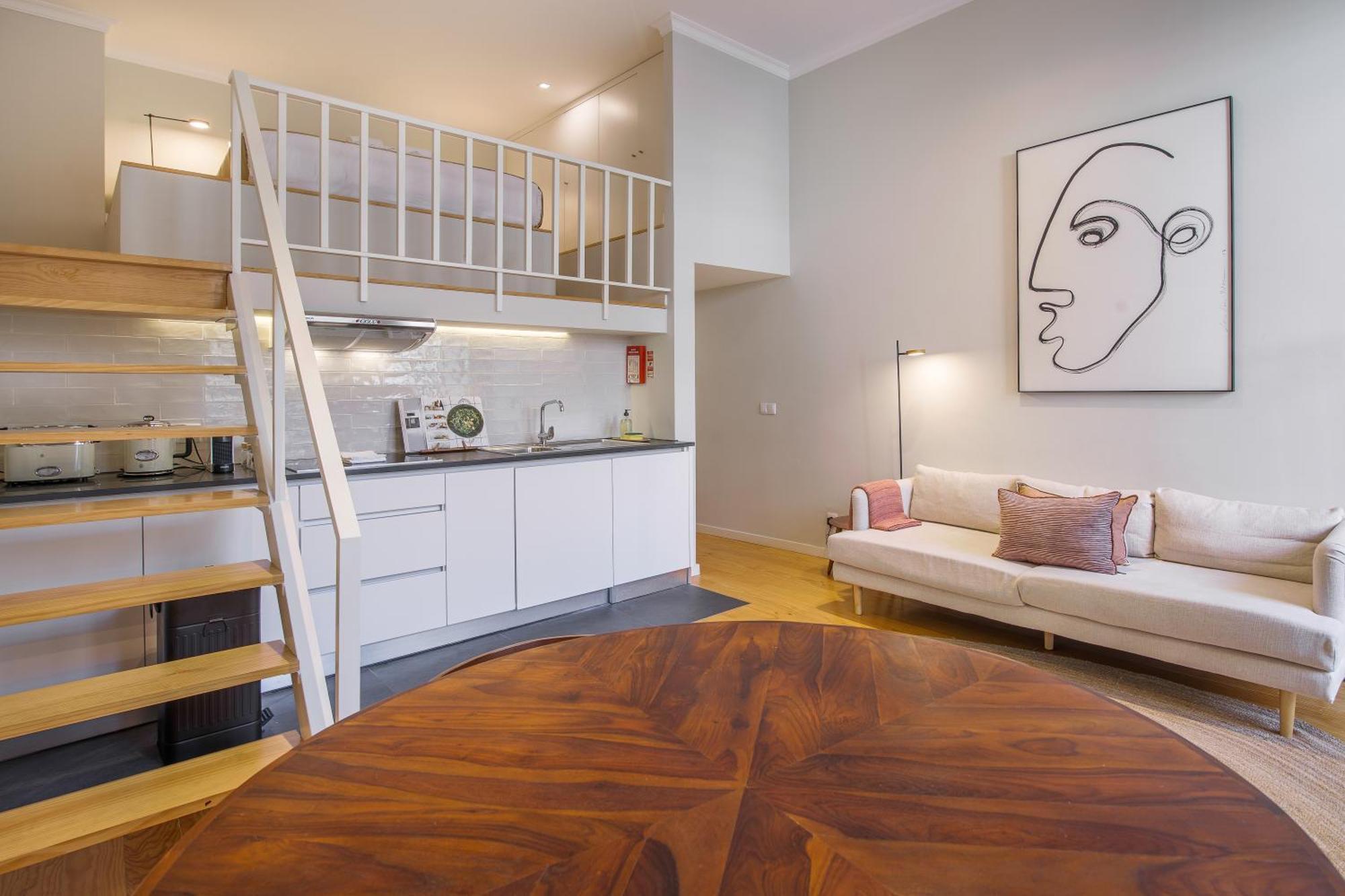 Almada 151 Apartament